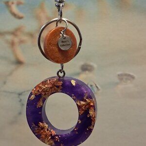 Xuxus Collection Handmade Resin Keychain – Letter “O” in Royal Purple with Metal